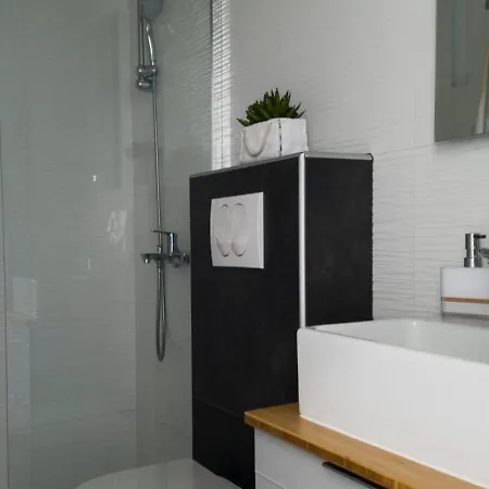 Marina Apartment *