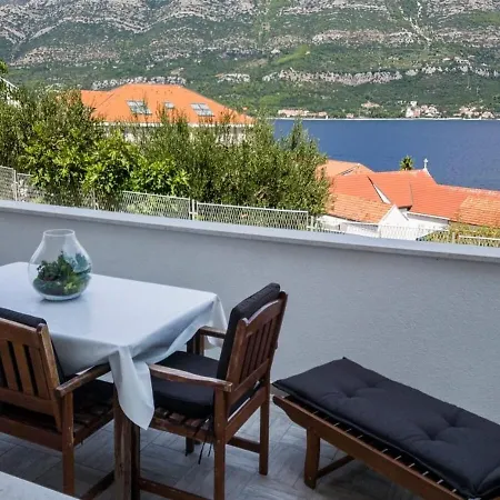 アパート Marina *